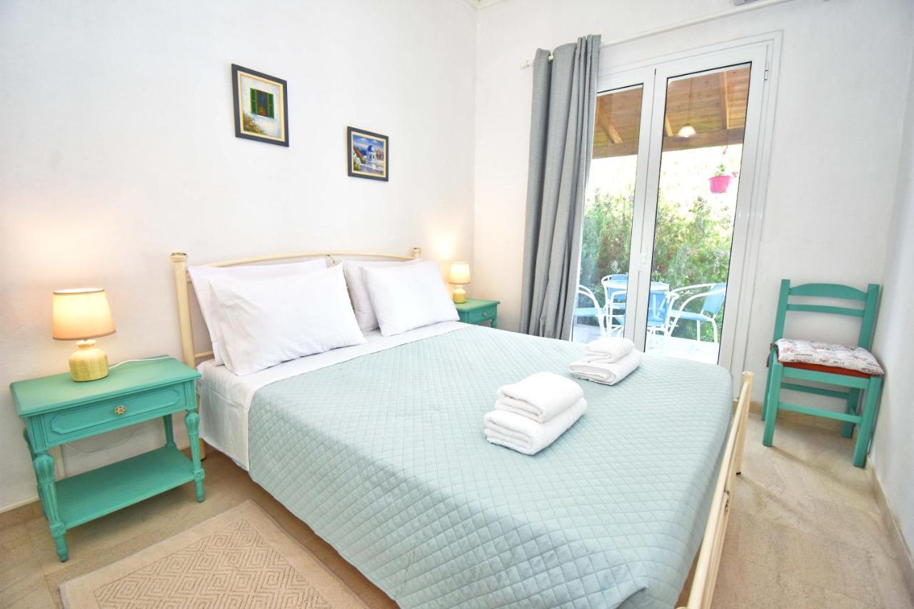 Ninas Cottage Línia Екстериор снимка