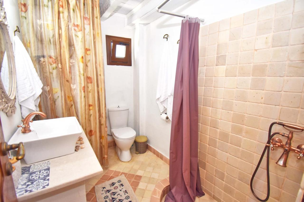 Ninas Cottage Línia Екстериор снимка