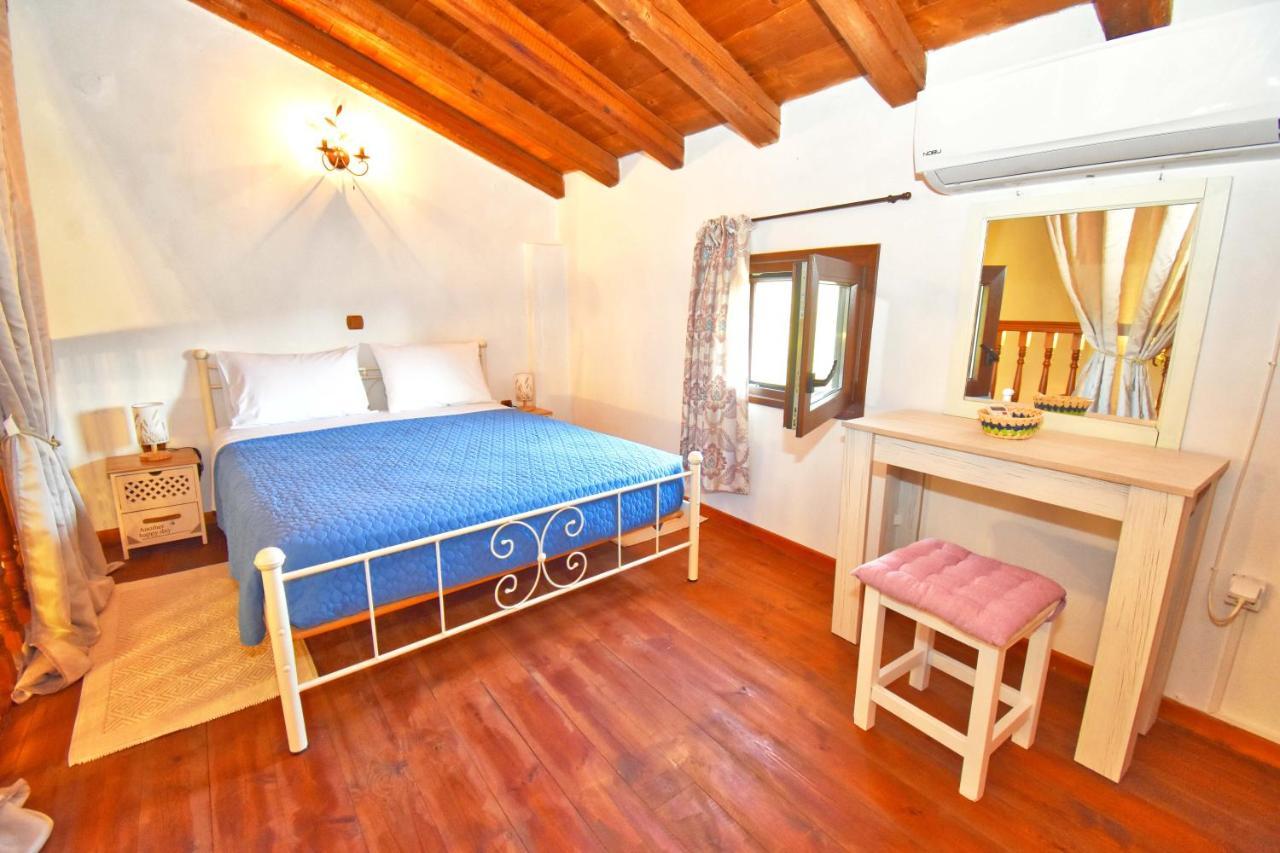 Ninas Cottage Línia Екстериор снимка
