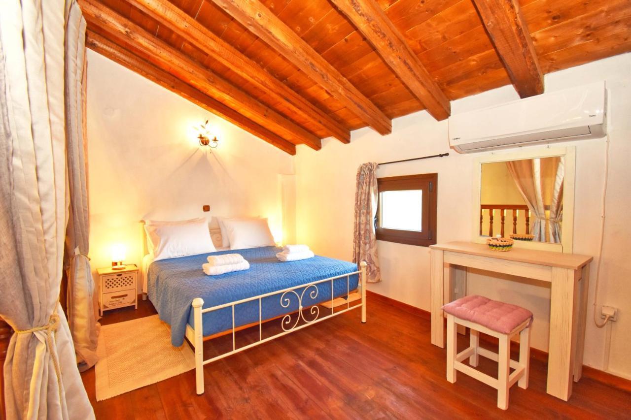 Ninas Cottage Línia Екстериор снимка